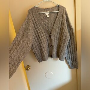NWOT H&M cardigan